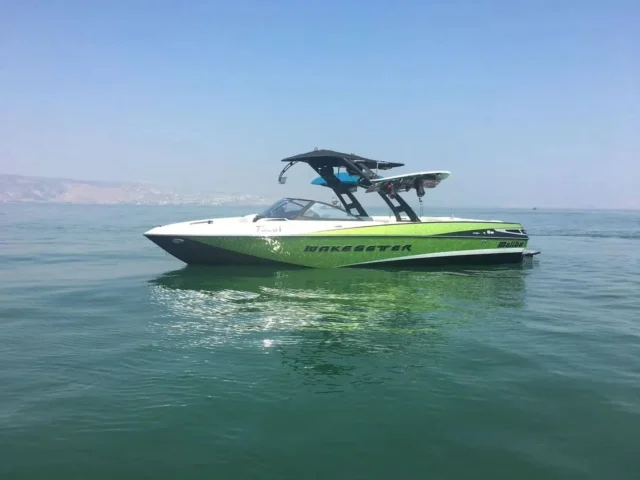🚤 למכירה - Malibu 247 LSV | שנת 2015 למכירה

הדגם הגדול והמפואר מבית Malibu Boats. סירת סקי שמייצרת גל מושלם כמו שרק MALIBU יודעים ליצור 🌊

✨ שמורה במצב מצוין
 💪 מנוע עוצמתי עם ביצועים יוצאי דופן
 🎵 מערכת סאונד פרימיום
 🪶 נוחות מפנקת לעד 15 נוסעים

📞 לפרטים המלאים: אדווין - 0507485868